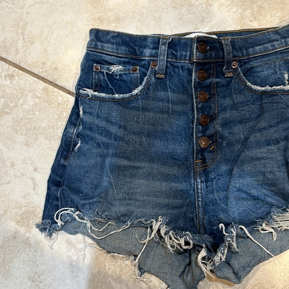 Abercrombie & Fitch High Rise Mom Shorts 2 Curve Love Button Fly Destroyed - Picture 5 of 9